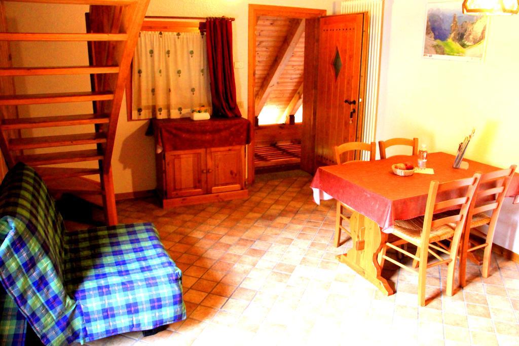 Agriturismo Pian Dei Tass Barcis Phòng bức ảnh