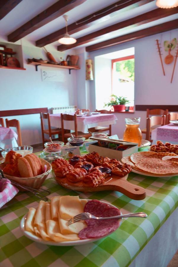 Agriturismo Pian Dei Tass Barcis Ngoại thất bức ảnh